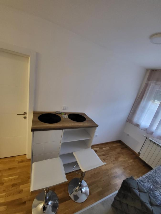 Holiday Novi Sad Eksteriør bilde